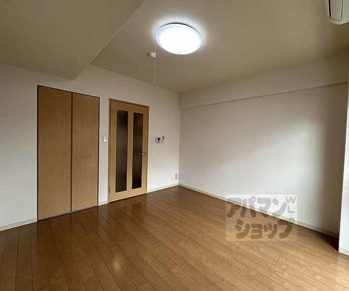 【アゼリア五条御前】間取