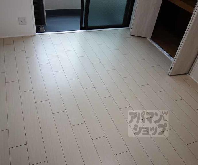 【Ｎフラットファミリアール】間取