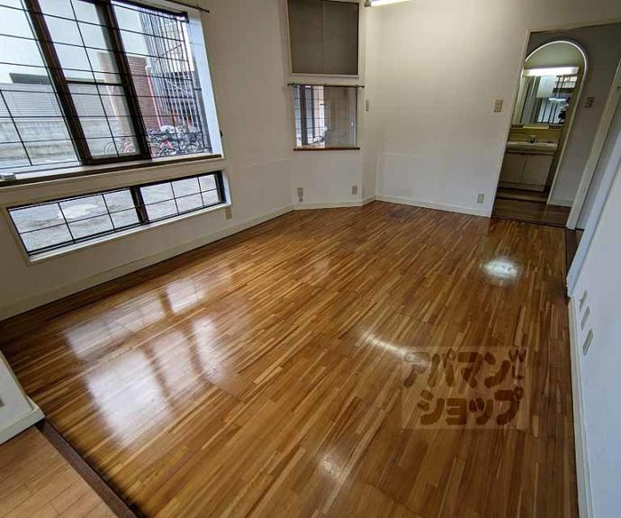 【六角シティハイツ】間取