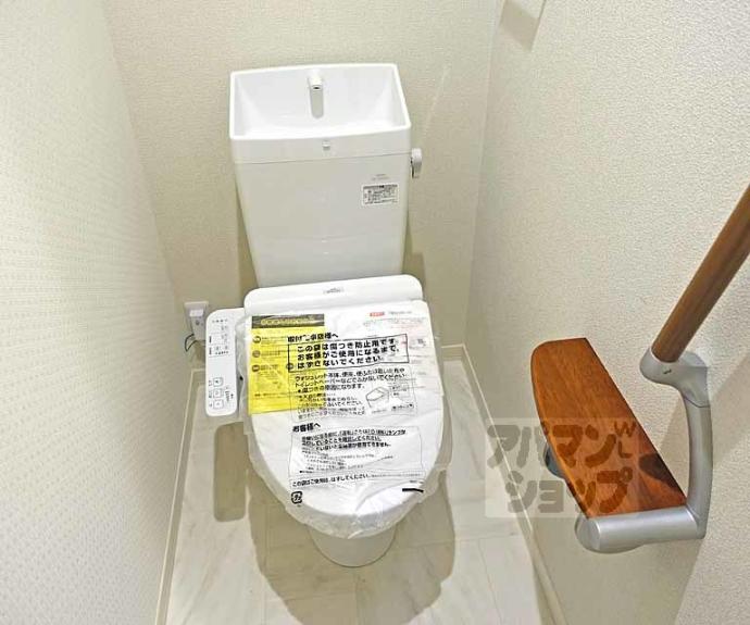 【シャーメゾン 千本六軒町】間取