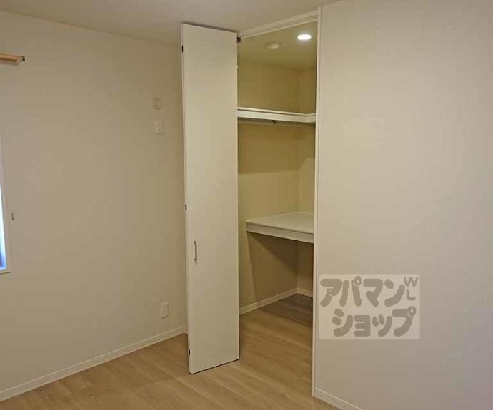 【シャーメゾン 千本六軒町】間取