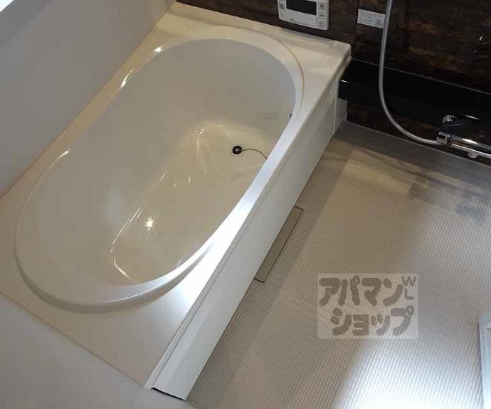 【シャーメゾン　千本六軒町】間取