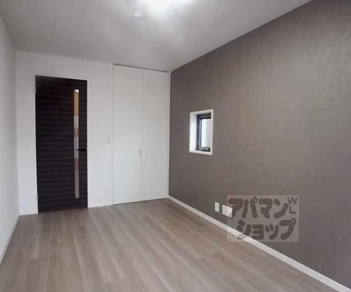 【エルミタージュ 二条聚楽】間取