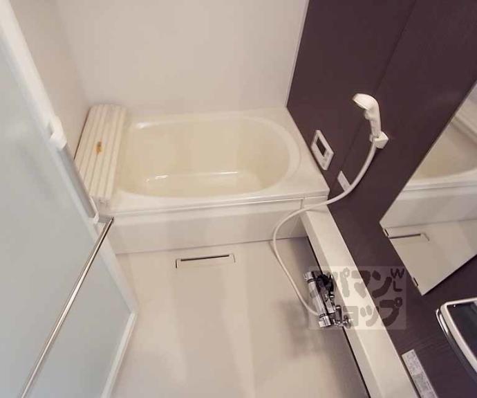 【エルミタージュ　二条聚楽】間取