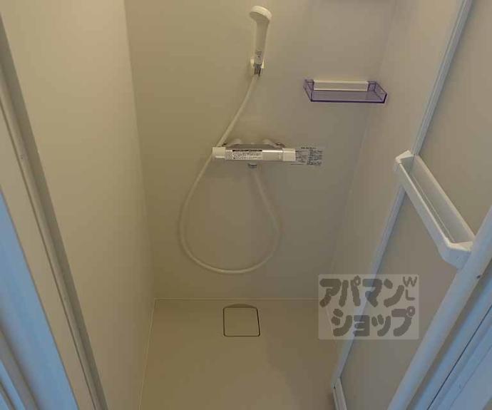 【グレースアレイ西院】間取