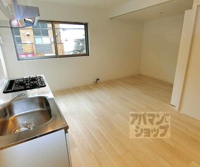 【グレースアレイ西院】間取