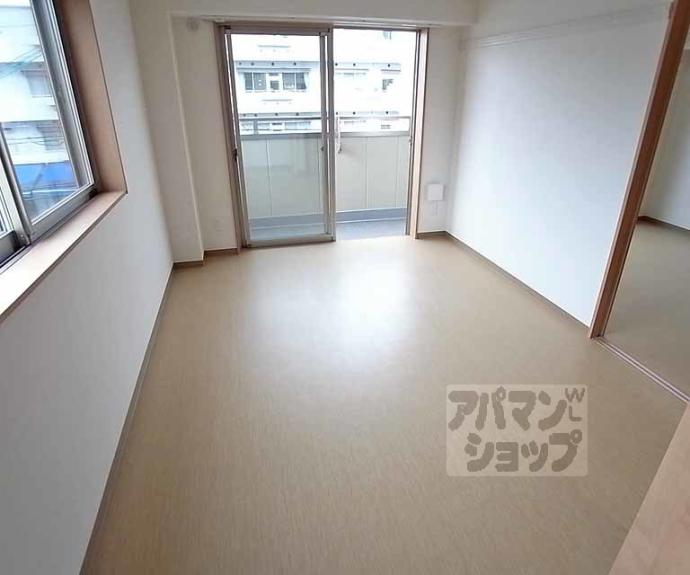 【エリタージュ・うずまさ】間取