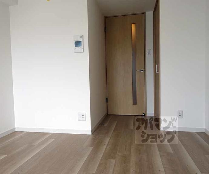 【エスカーサ京都四条梅津】間取