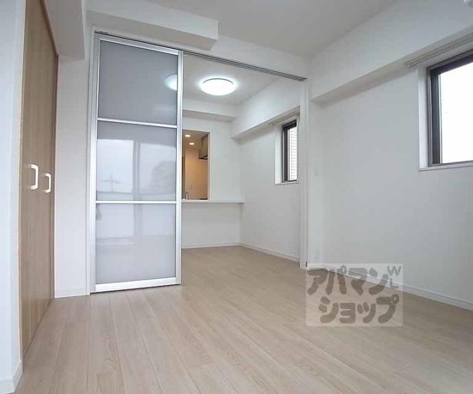 【エステムコート京都西院】間取