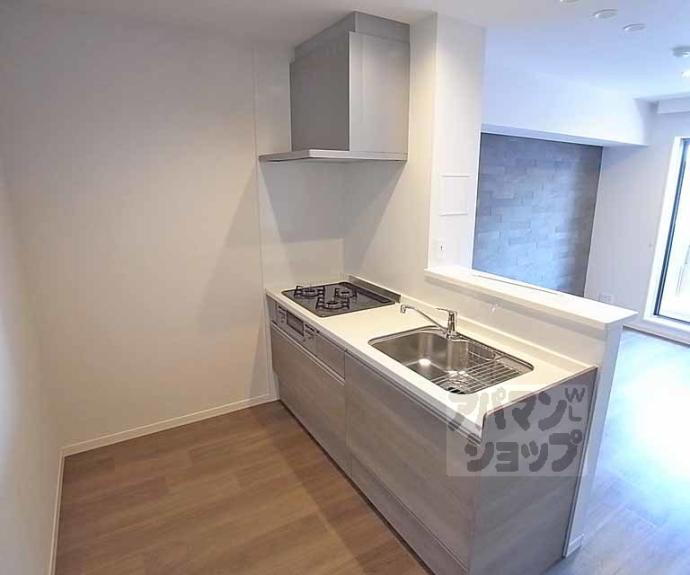 【シャーメゾン西京極】間取