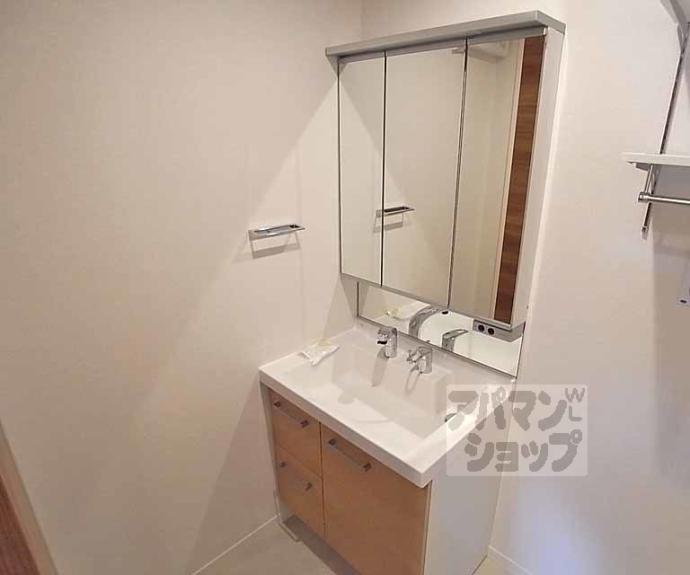 【シャーメゾン西京極】間取