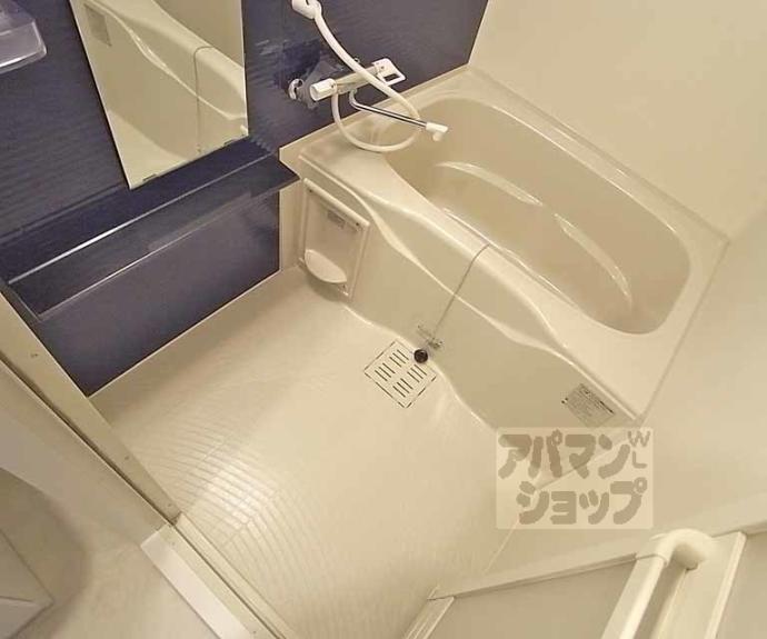 【ファーストフィオーレ京都西京極】間取