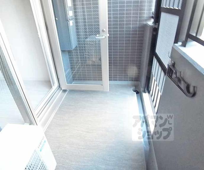 【ファーストフィオーレ京都西京極】間取