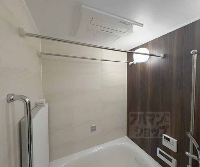 【プレサンスロジェ太秦天神川】間取