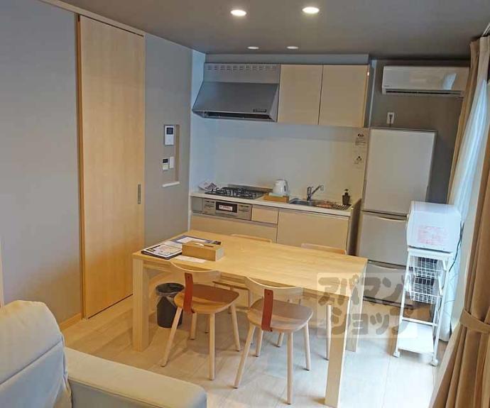 【サンライズ西ノ京】間取