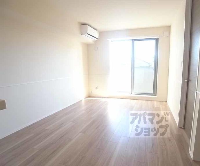 【ラウレア　パーク】間取