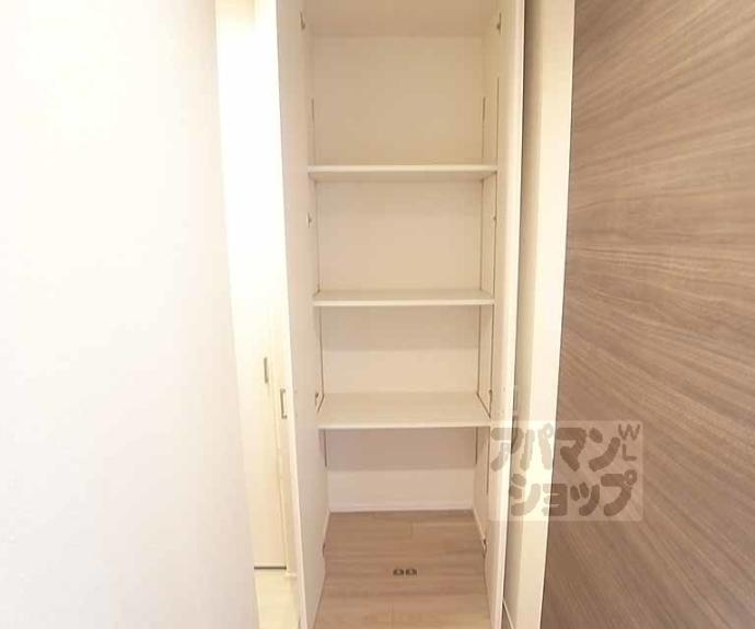 【ラウレア　パーク】間取