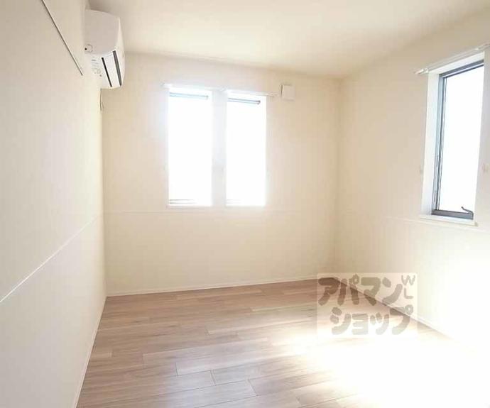 【ラウレア　パーク】間取