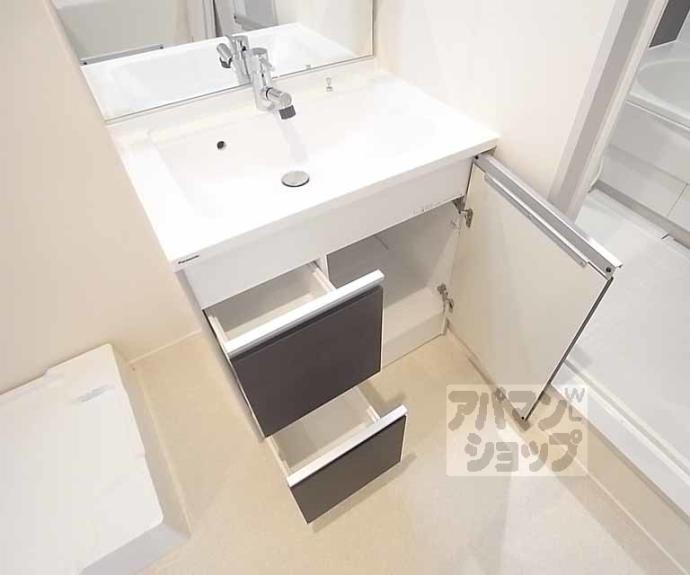 【ラウレア　パーク】間取