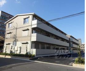 グランソレイユ西院：間取図