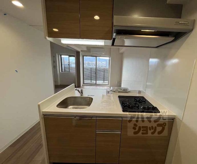 【プレデコート西京極】間取