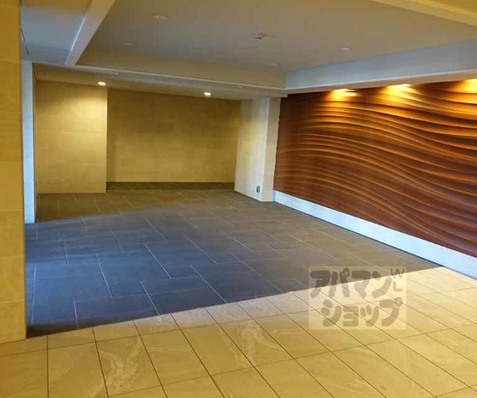 【プレデコート西京極】間取
