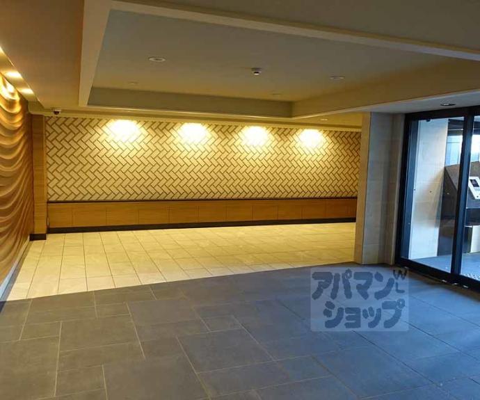 【プレデコート西京極】間取