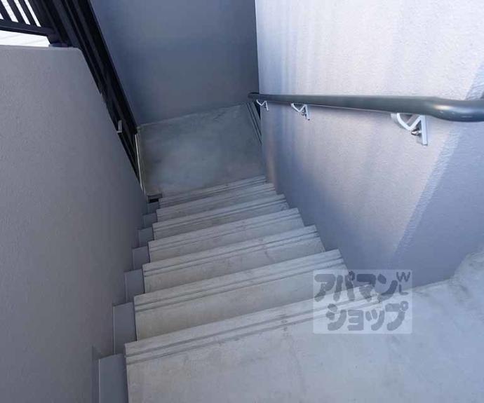 【プレデコート西京極】間取