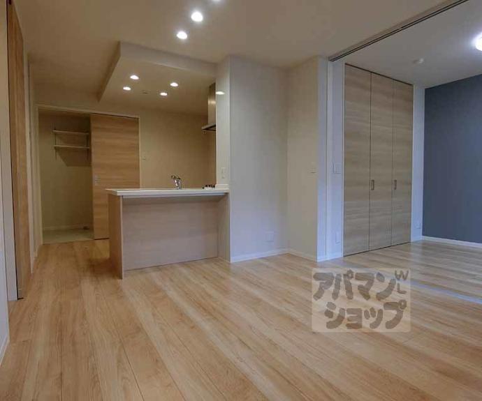 【イストワール御池】間取
