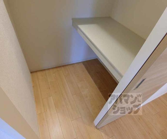 【ＳＫＹ　ＭＡＩＳＯＮ　京都西院】間取