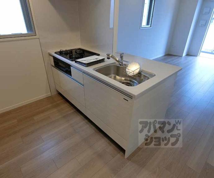 【ＳＫＹ　ＭＡＩＳＯＮ　京都西院】間取