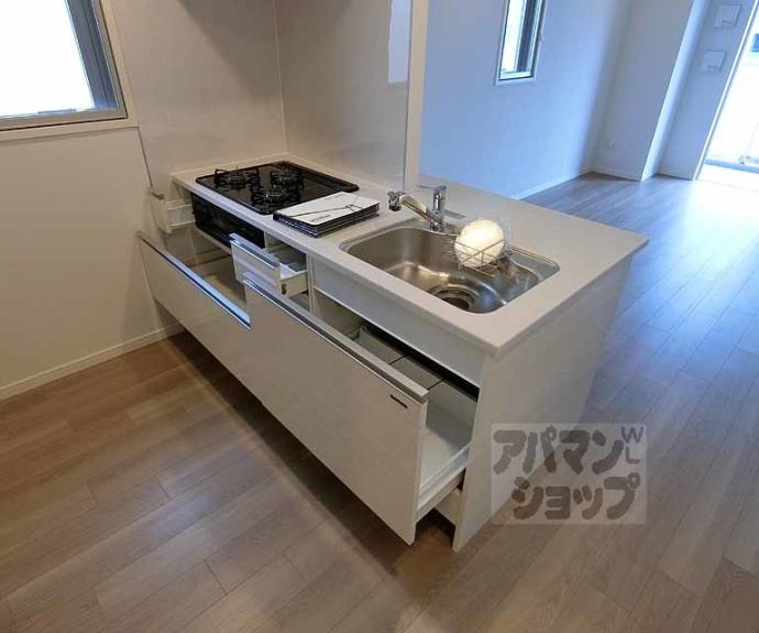 【ＳＫＹ　ＭＡＩＳＯＮ　京都西院】間取