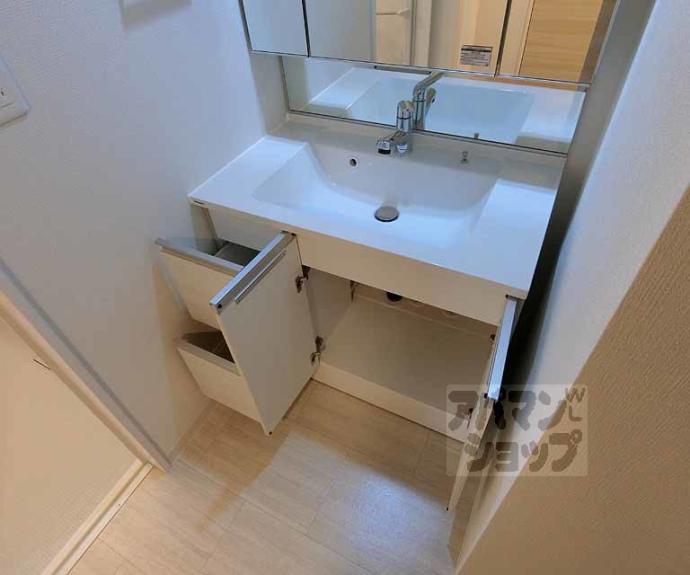 【ＳＫＹ　ＭＡＩＳＯＮ　京都西院】間取