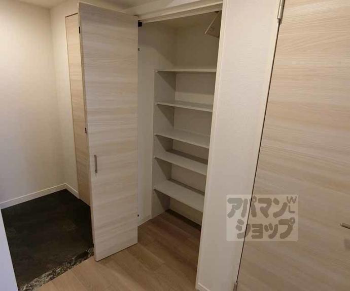 【ＳＫＹ　ＭＡＩＳＯＮ　京都西院】間取