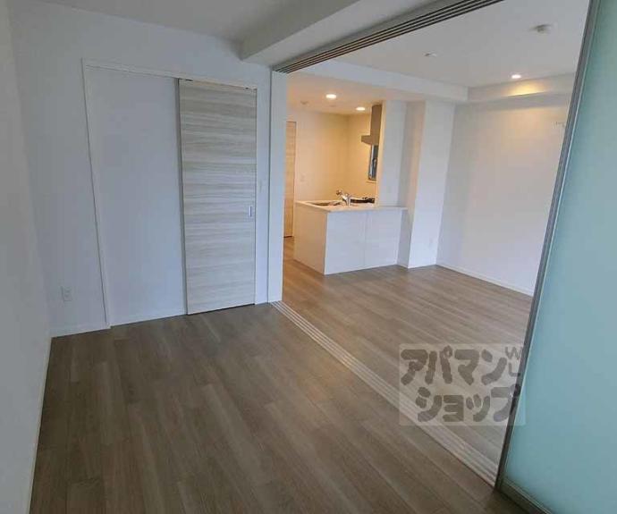 【ＳＫＹ　ＭＡＩＳＯＮ　京都西院】間取