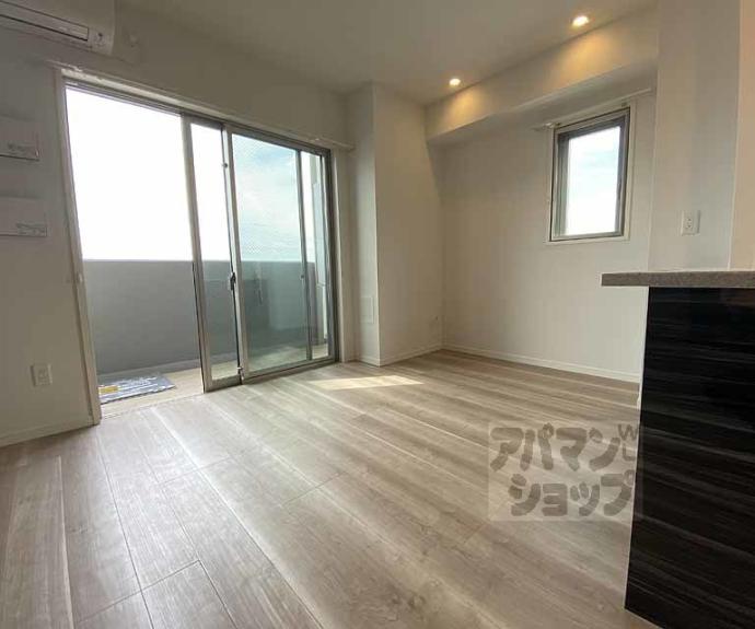 【ＳＫＹ　ＭＡＩＳＯＮ　京都西院】間取