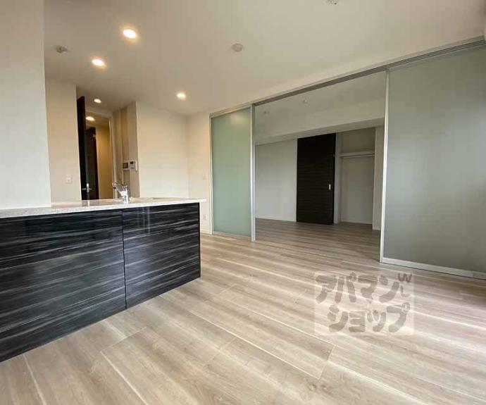 【ＳＫＹ　ＭＡＩＳＯＮ　京都西院】間取