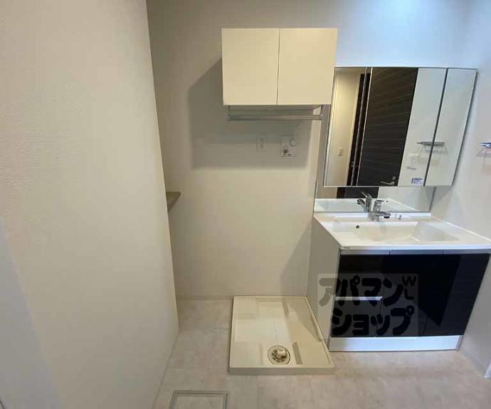 【ＳＫＹ　ＭＡＩＳＯＮ　京都西院】間取