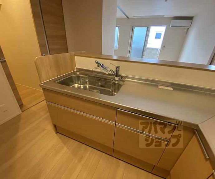 【セジュール西京極】間取