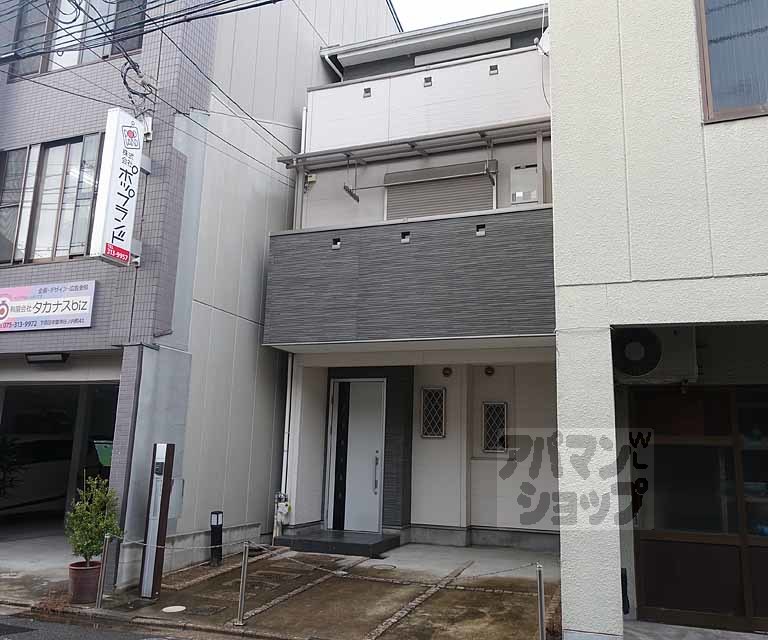 中堂寺庄ノ内町貸家