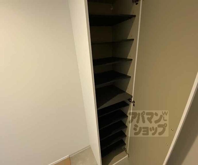 【ＣＲＡＳＴＩＮＥ太秦安井北御所町】間取