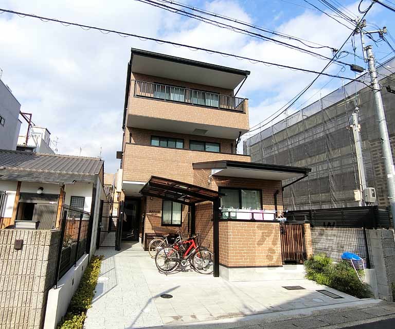 カルハート太秦天神川