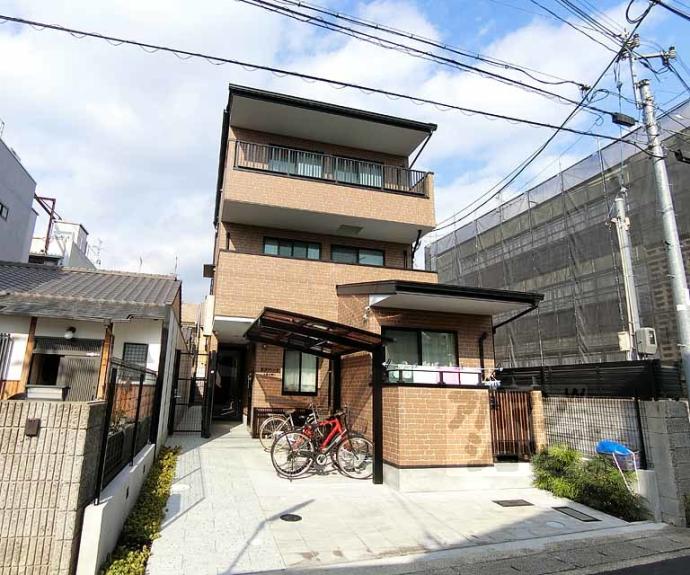 【カルハート太秦天神川】間取