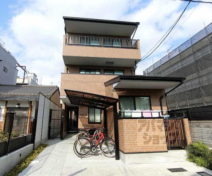 【カルハート太秦天神川】間取