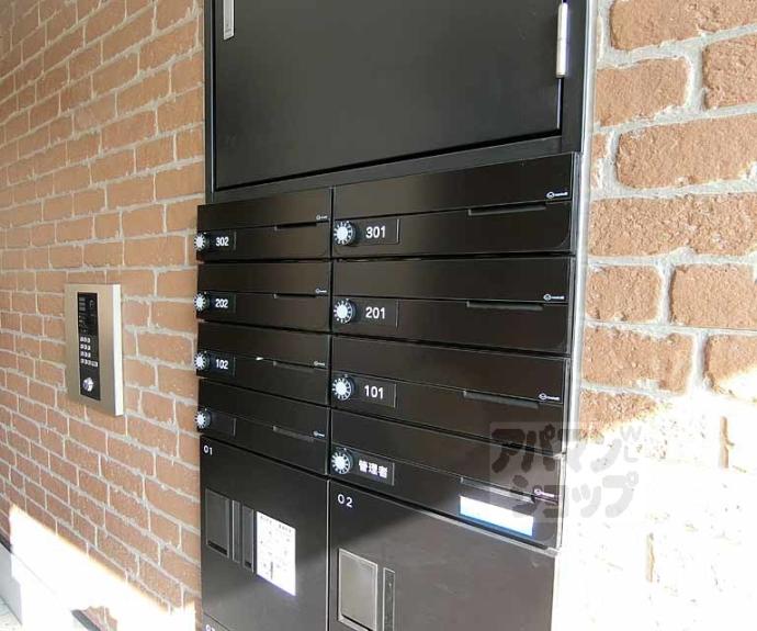 【カルハート太秦天神川】間取