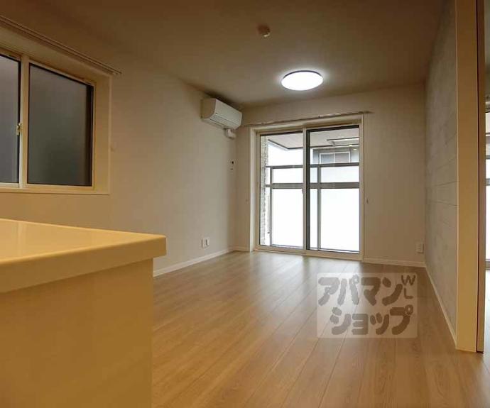 【レフィシア西院】間取