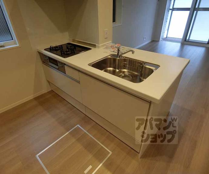 【レフィシア西院】間取