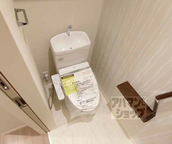 【レフィシア西院】間取