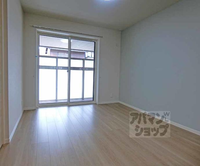 【レフィシア西院】間取