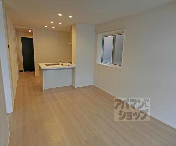 【レフィシア西院】間取